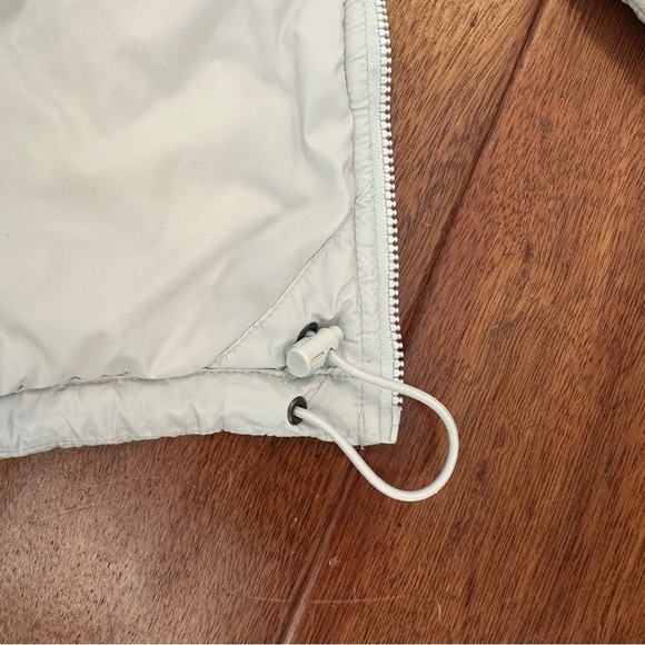 The North Face Womens Thermoball Full Zip Jacket. Size Small. Color Tin … - Picture 8 of 15